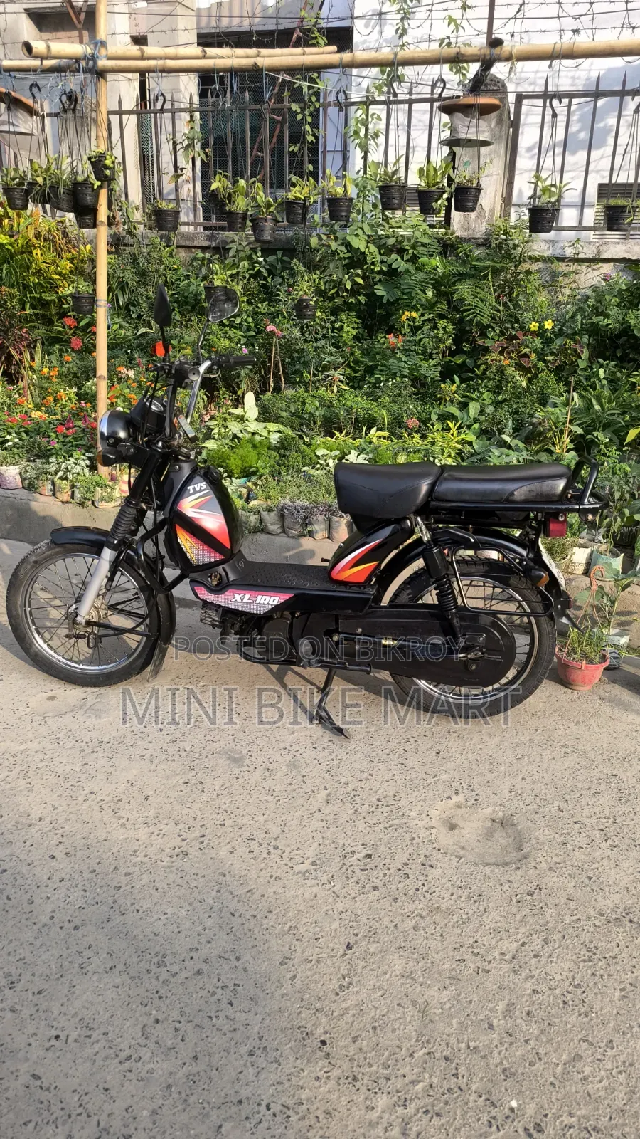 টিভিএস এক্সএল ১০০ ২০১৮ কালো
