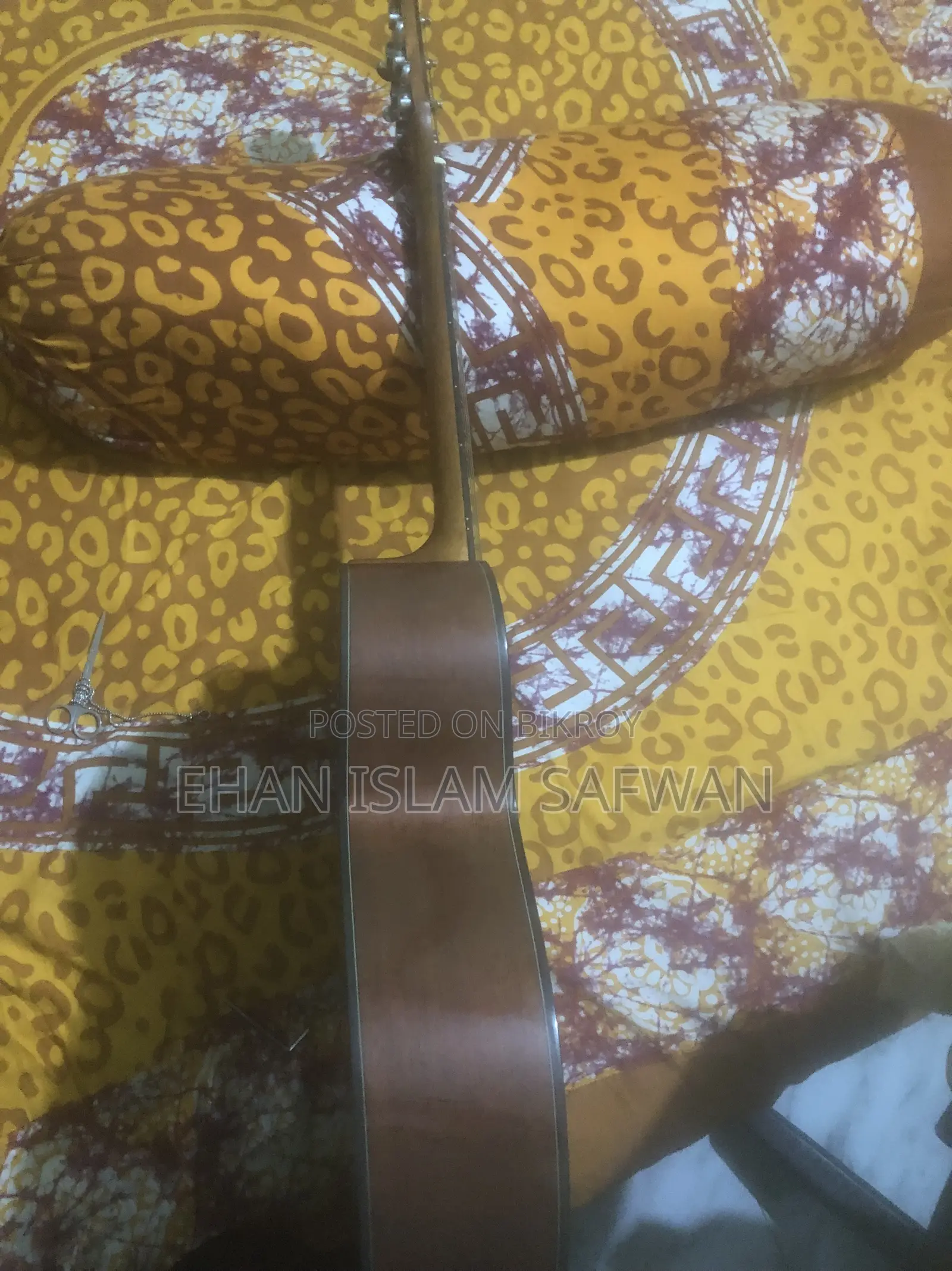Deviser L-720a-N Acoustic Guitar