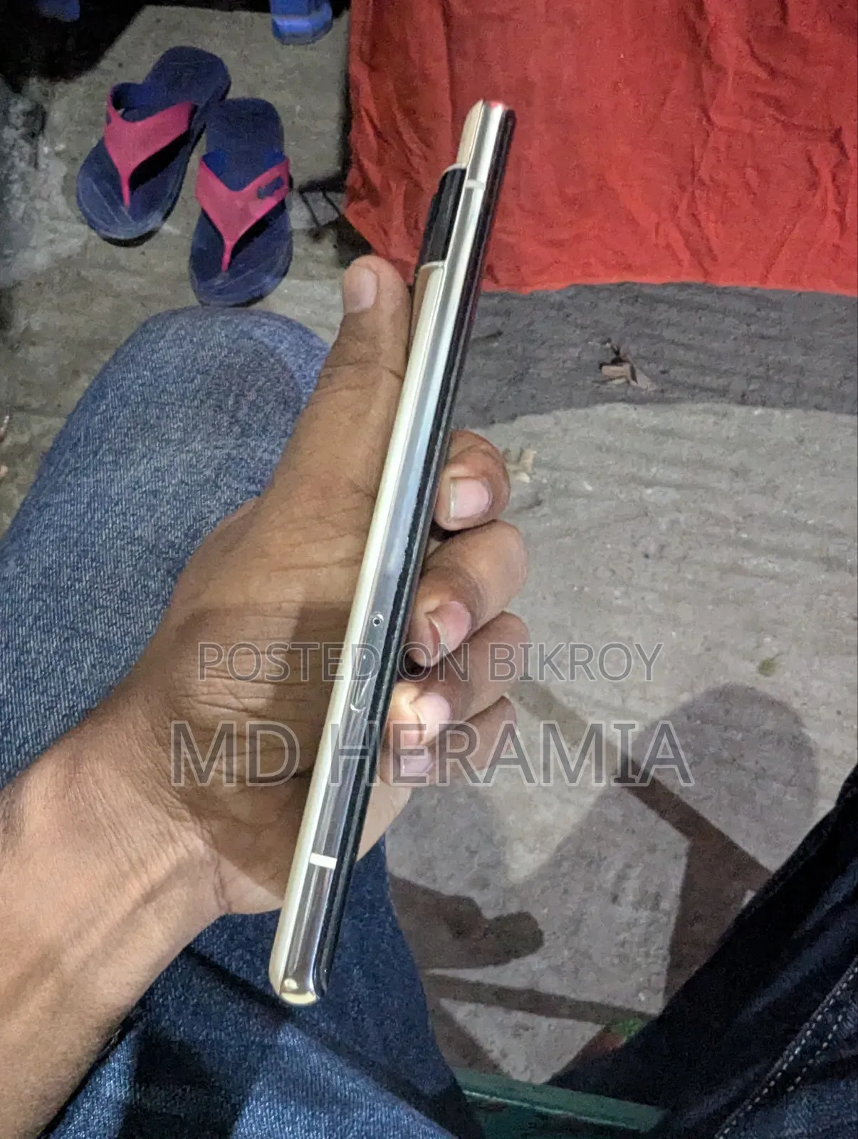 গুগল পিক্সেল ৬ প্রো ১২৮ জিবি গোল্ড