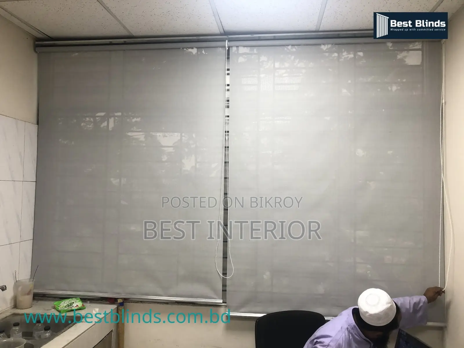 সিঙ্গেল রোলার ব্লাইন্ডস দিয়ে আলো আর প্রাইভেসি দুটোই সহজে নিয়ন্ত্রণ করুন
