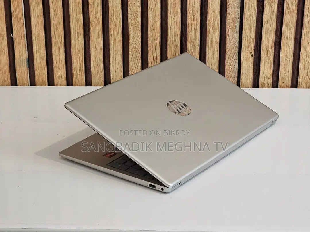 Laptop HP 4GB Intel SSD 500GB