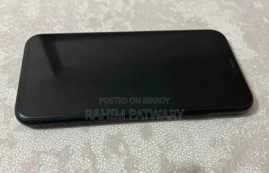 অ্যাপল আইফোন এক্সআর ৬৪ জিবি কালো