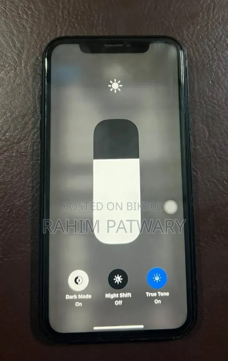 অ্যাপল আইফোন এক্সআর ৬৪ জিবি কালো