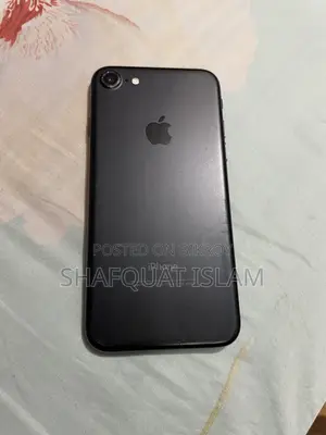 Apple iPhone 7 128 GB Black