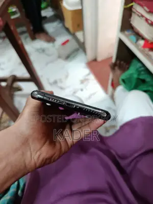 অ্যাপল আইফোন ১১ প্রো ম্যাক্স ৫১২ জিবি ব্ল্যাক