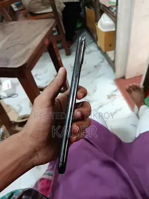 অ্যাপল আইফোন ১১ প্রো ম্যাক্স ৫১২ জিবি ব্ল্যাক