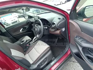 Toyota Yaris Cross 2021 Red