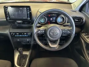 Toyota Yaris Cross 2021 Red