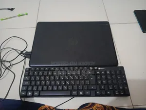 Laptop HP 15 4GB Intel Core i3 HDD 1T