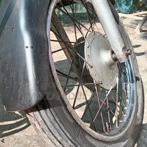টিভিএস ২০১০ কালো