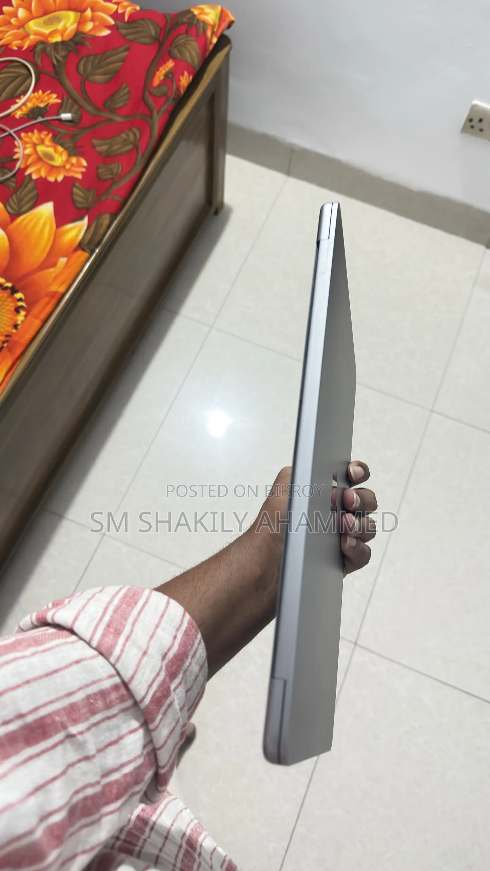 ল্যাপটপ অ্যাপল ম্যাকবুক এয়ার ২০২৬ এম৫ ৮জিবি অ্যাপল এম৫ এসএসডি ২৫৬জিবি