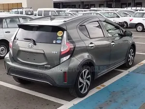 Toyota Aqua 2021 Gray