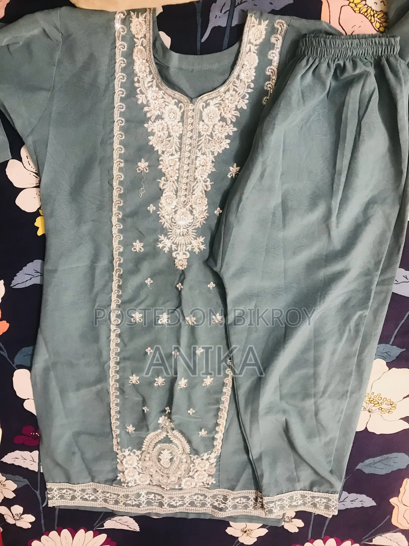 ড্রেস ফর সেল