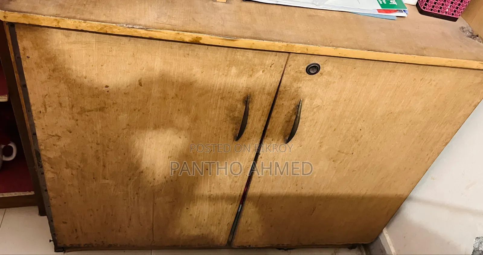Old bookshelf for sale at low price