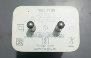 রিয়েলমি চার্জার