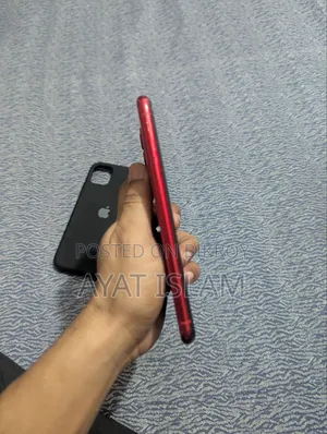 Apple iPhone 11 128 GB Red
