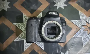Canon EOS 70D