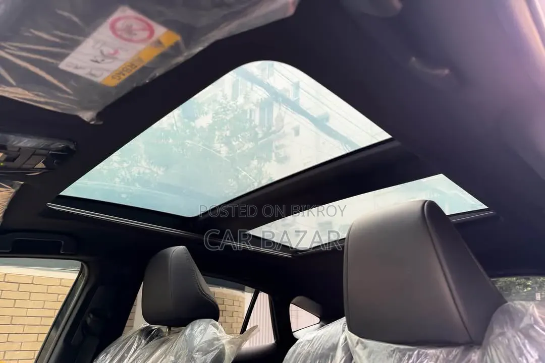 টয়োটা হ্যারিয়ার জেড ২০২০ কালো