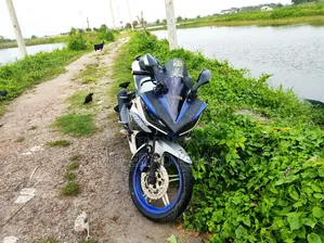 Yamaha R1 2018 White