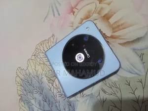 ZTE nubia Flip 5G 128 GB Blue