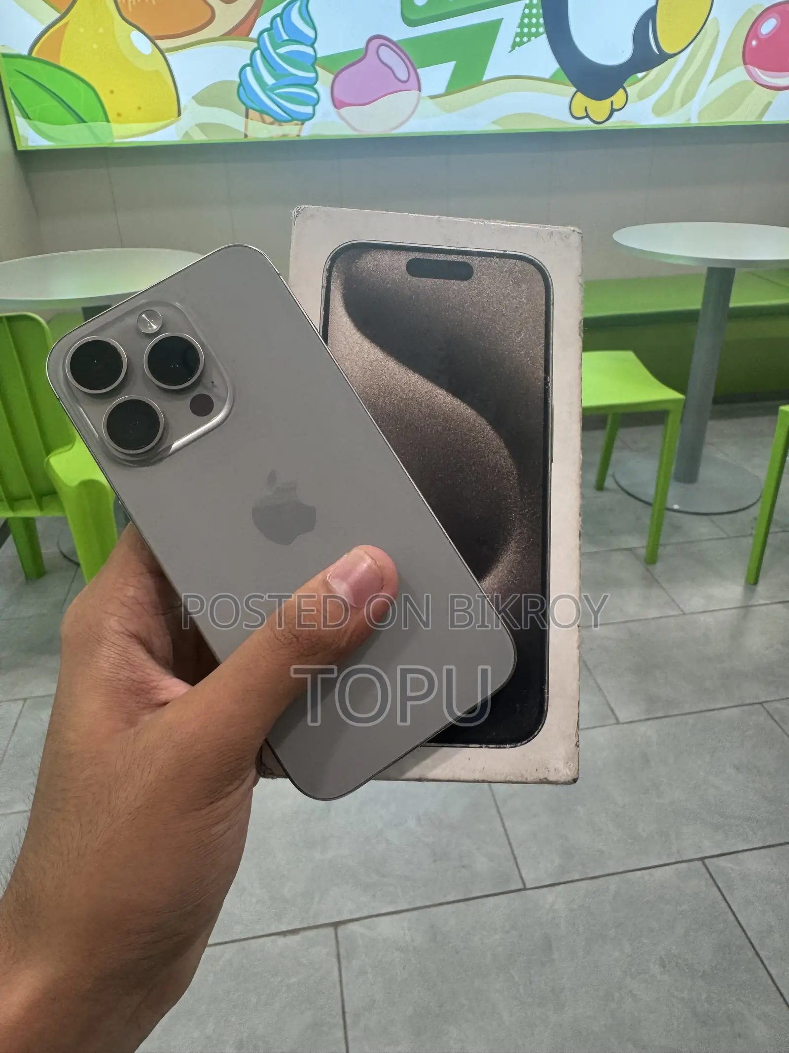 অ্যাপল আইফোন ১৫ প্রো ২৫৬ জিবি সাদা