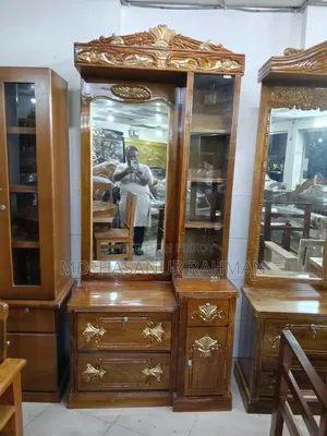 Drassing Table
