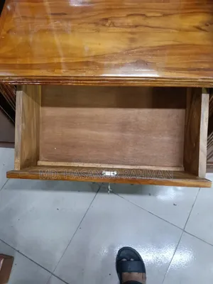 Drassing Table