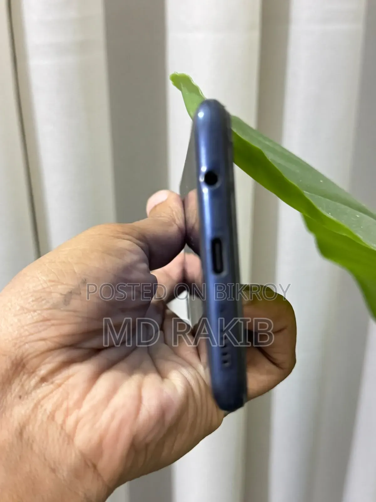 স্যামসাং গ্যালাক্সি এ২০ ৩২ জিবি নীল