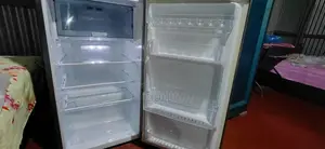 শার্প ইনভার্টার রেফ্রিজারেটর বিক্রি করা হচ্ছে