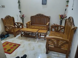 ২ ২ ১ এক সেট সোফা বিক্রি করা হবে