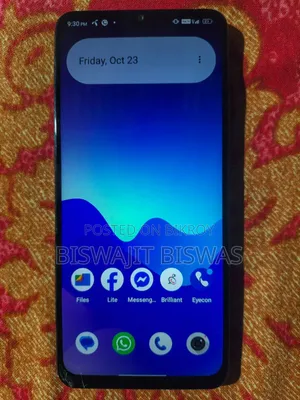 Walton 4 GB Black