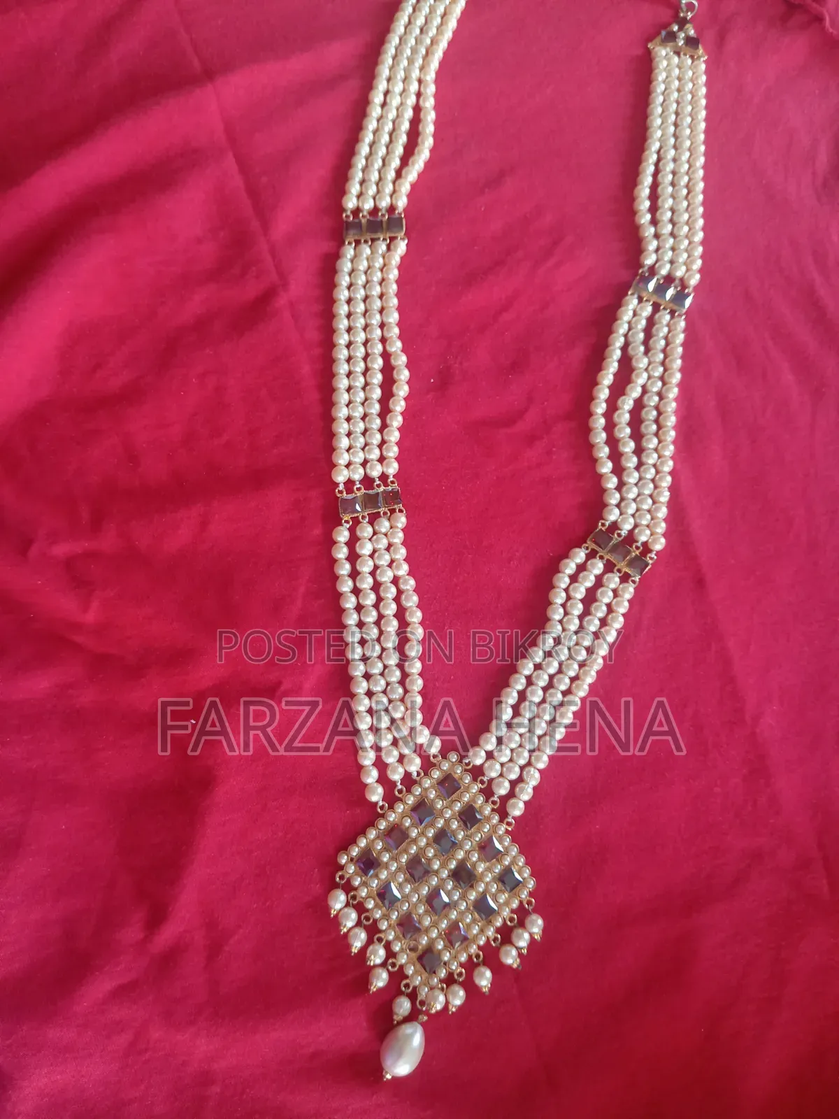 Necklace set. Very beautiful