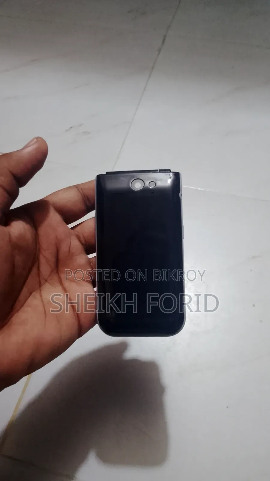 Title: Nokia 2720 Flip Phone, with Box and Charger — Condition Brand New