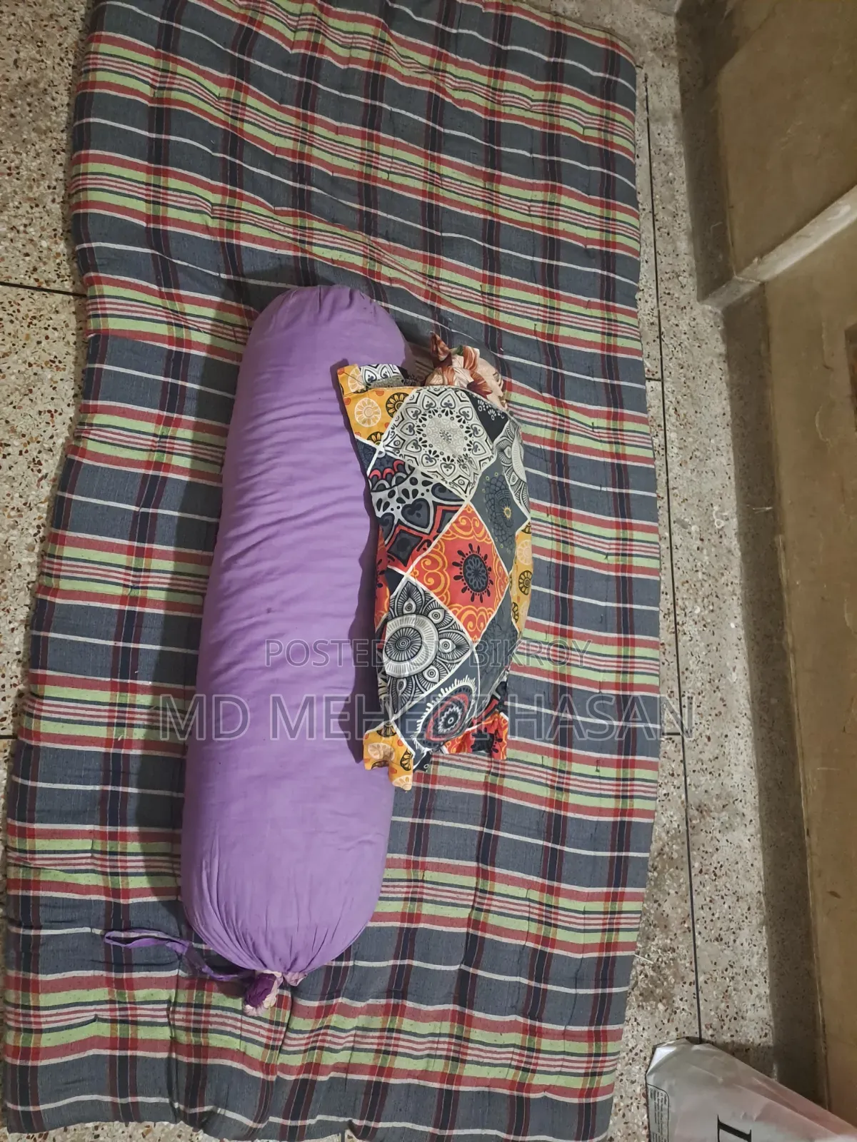 তোসক বালিশ বিক্রি করা হবে