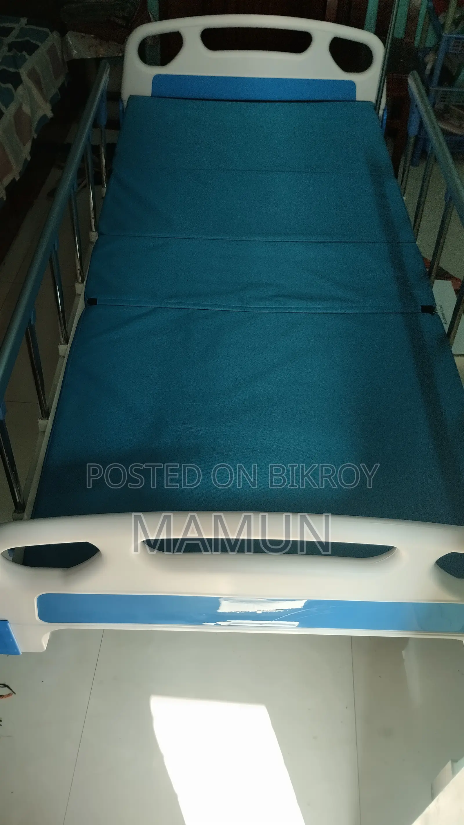 Two Function Manual Hospital Bed With Mattress