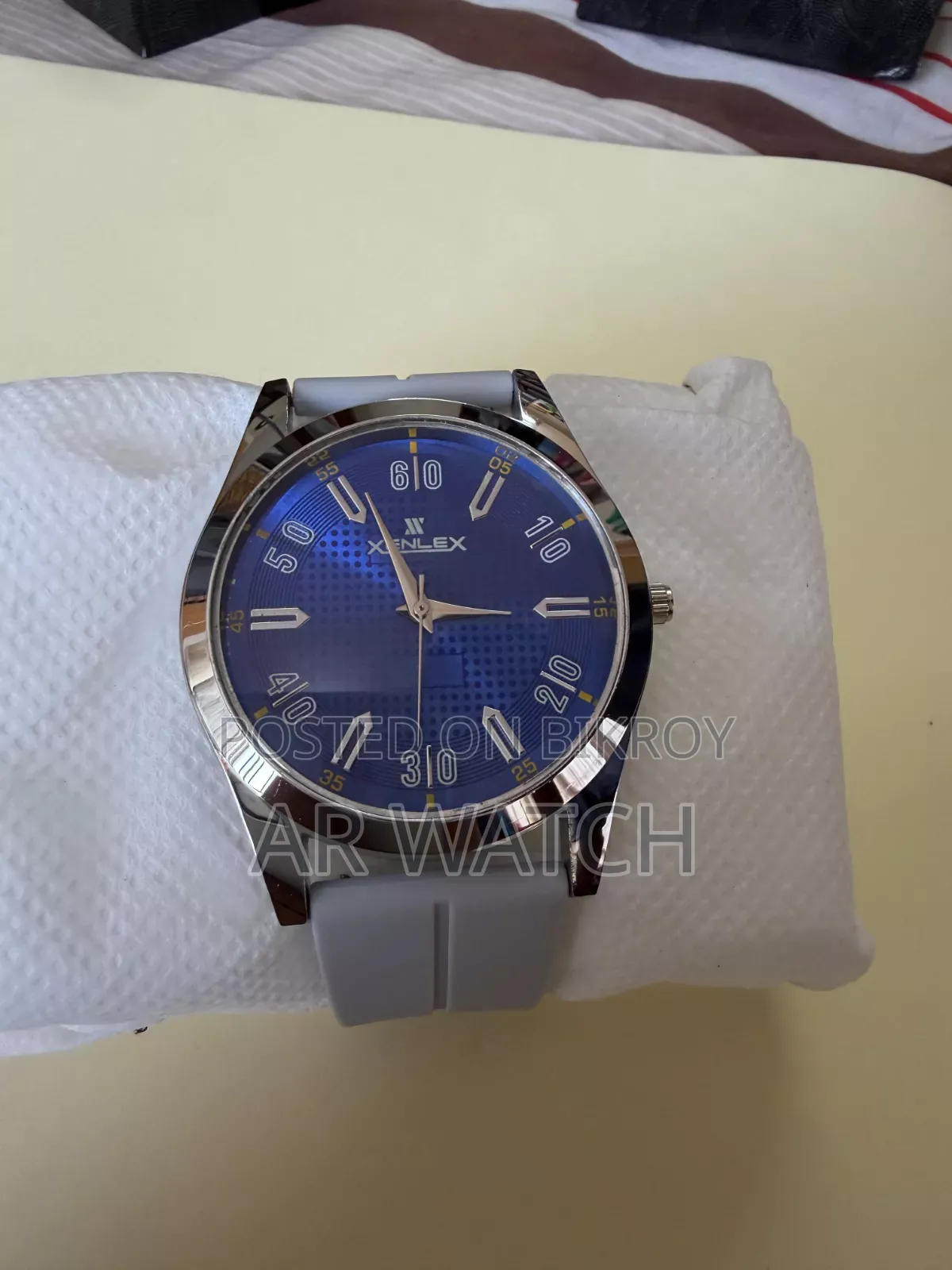 Sunburst Blue-Dial Magnetic Lock Watch