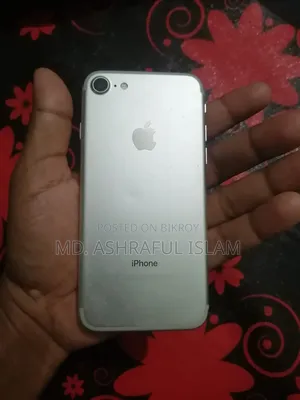 Apple iPhone 7 32 GB Silver