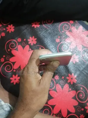 Apple iPhone 7 32 GB Silver