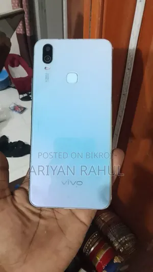 Vivo Y11 32 GB