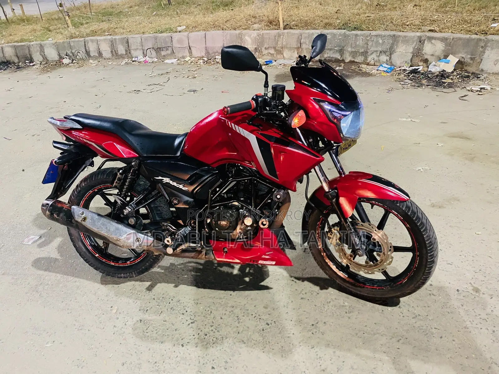 টিভিএস আপাচে আরটিআর ১৬০ টুভি ২০১৭ রেড
