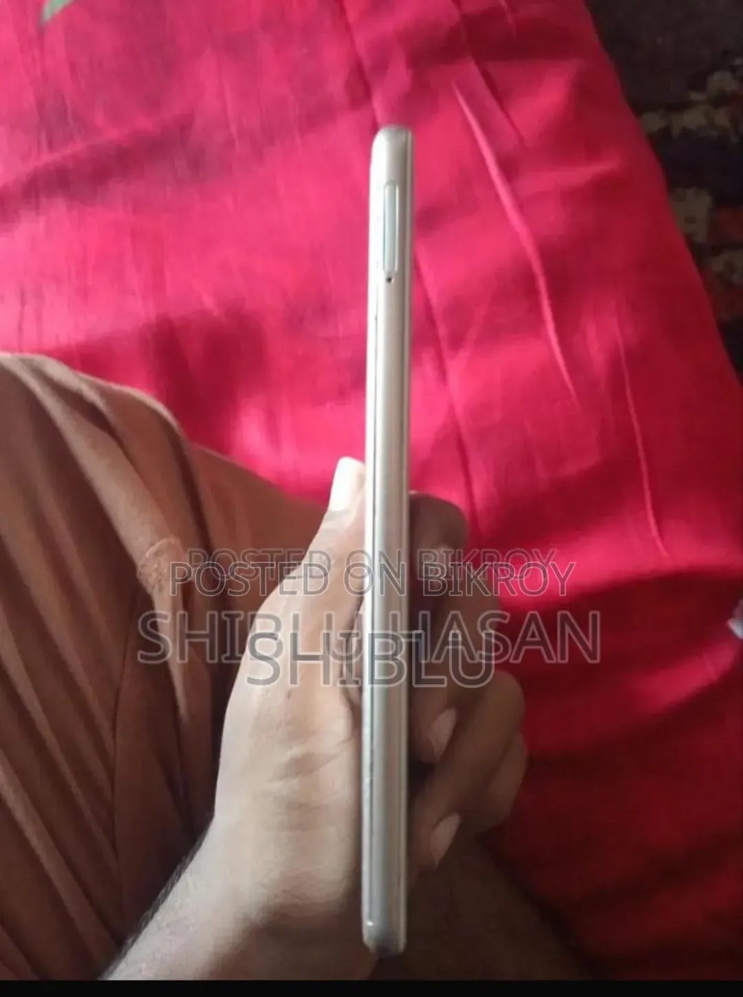 অনার ৭সি ৩২ জিবি গোল্ড