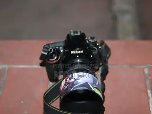 Nikon D750 With 85 Mm Prime Lens