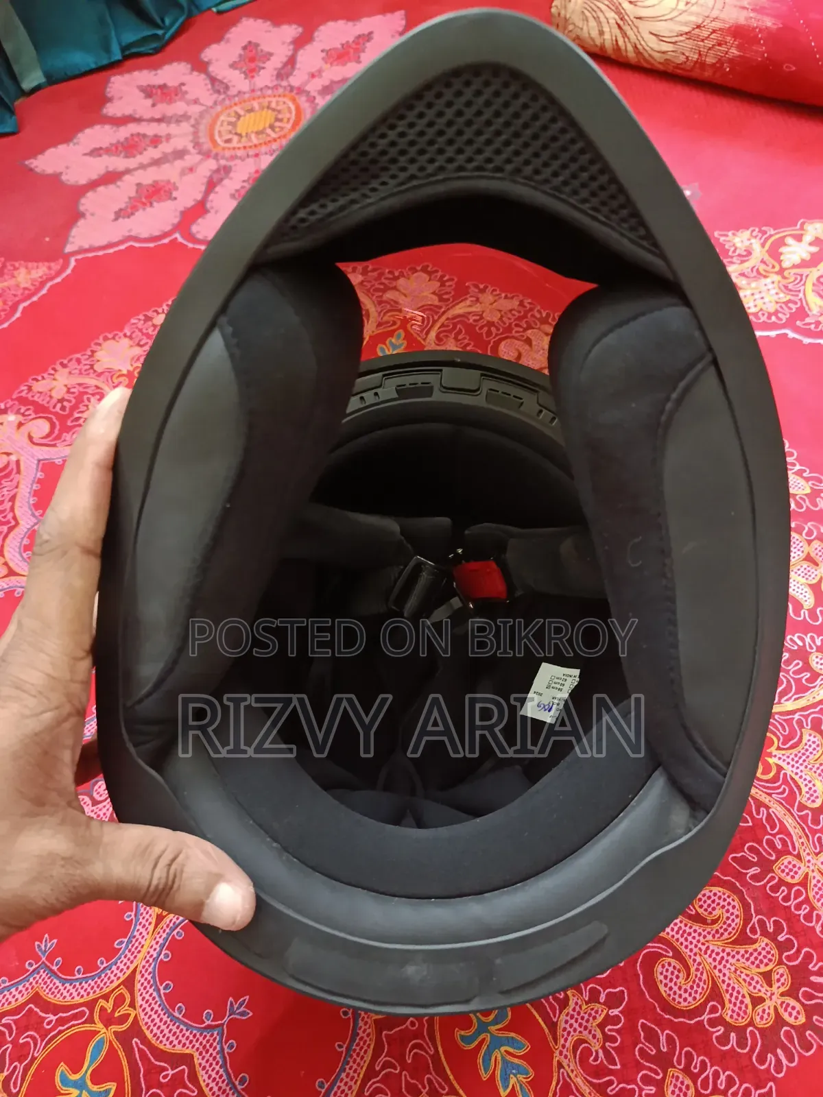ভেগা হেলমেট