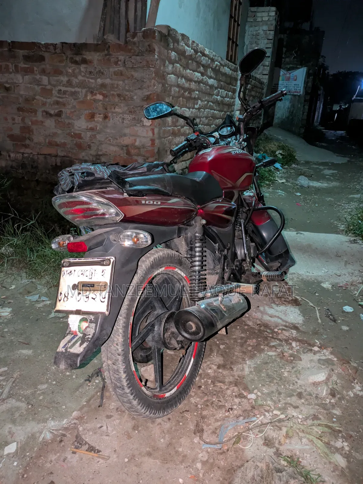 বাজাজ ডিসকভার ১০০ ২০১৬ লাল