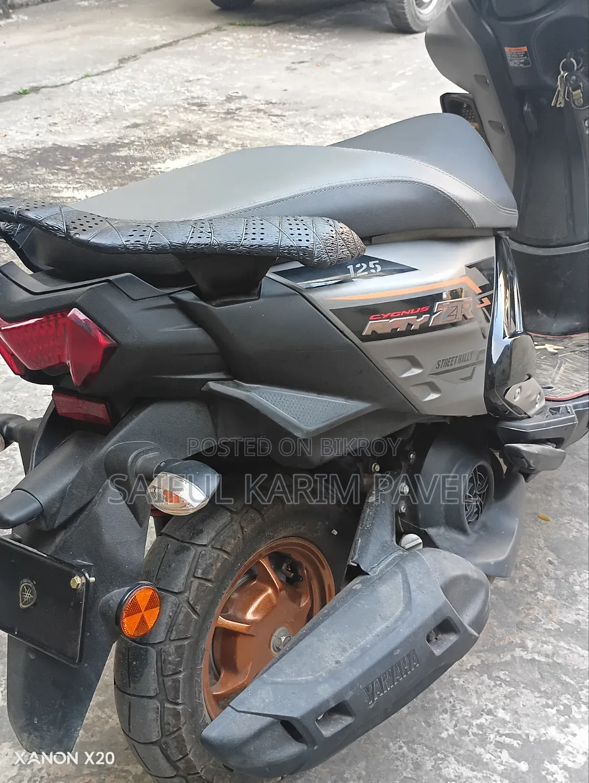 Yamaha 2025 Gray Motorcycle