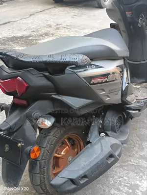 Yamaha 2025 Gray Motorcycle