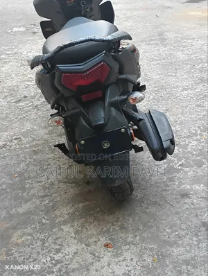 Yamaha 2025 Gray Motorcycle