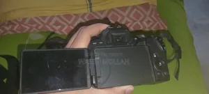 Canon 200d ভিডিও ক্যামেরা ও ছবি