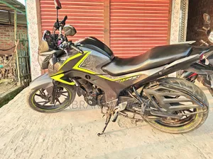 Honda Hornet 2018