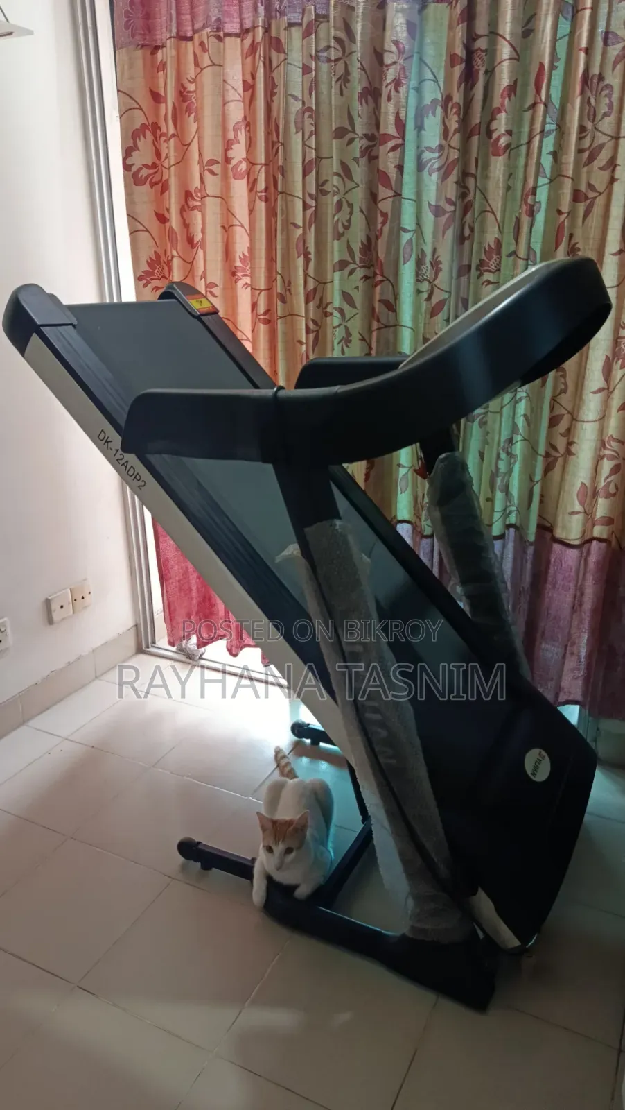 YIJIAN Treadmill for Sale – Like New, Lightly Used